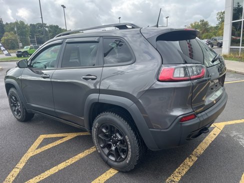 Used 2022 Jeep Cherokee Latitude image 5