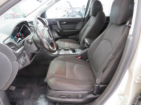 Used 2016 Chevrolet Traverse LT w/ Style and Technology Package image 18