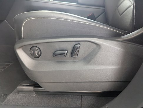 Used 2024 Volkswagen Atlas SE image 13