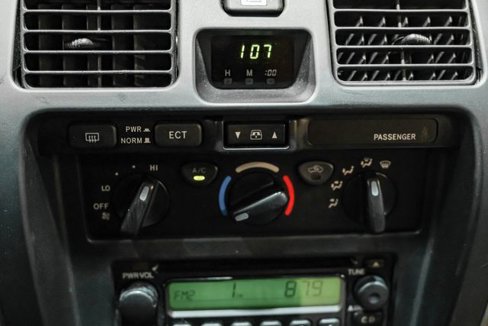 Used 2002 Toyota 4Runner SR5 image 28