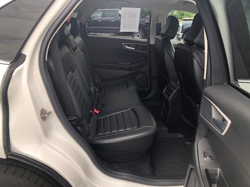 Used 2023 Ford Edge SEL w/ Convenience Package image 17