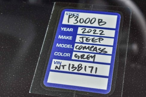 Used 2022 Jeep Compass Latitude image 27