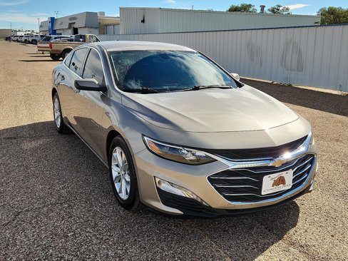 Used 2022 Chevrolet Malibu LT w/ Leather Package image 6