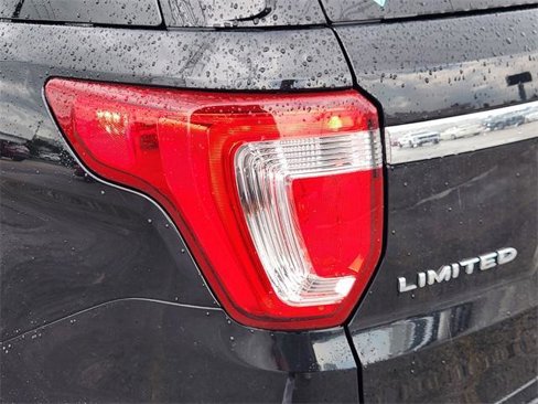 Used 2019 Ford Explorer Limited w/ Class III Trailer Tow Package image 6