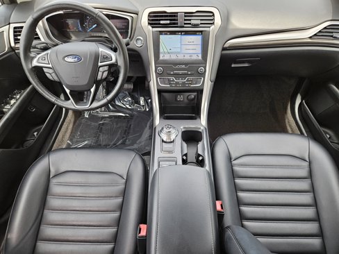 Used 2019 Ford Fusion SEL image 15