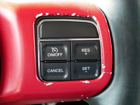 Used 2014 Jeep Wrangler Unlimited Sahara w/ Connectivity Group image 26