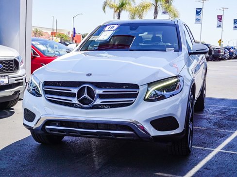 Used 2019 Mercedes-Benz GLC 350e 4MATIC image 4