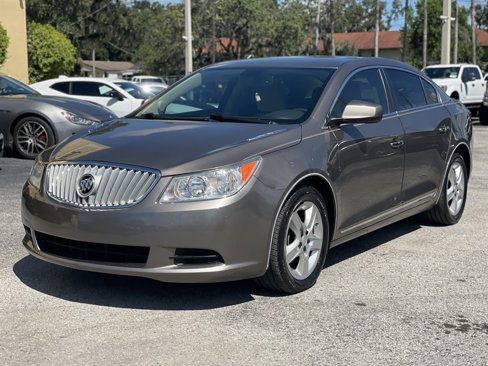 Used 2010 Buick LaCrosse CX image 9