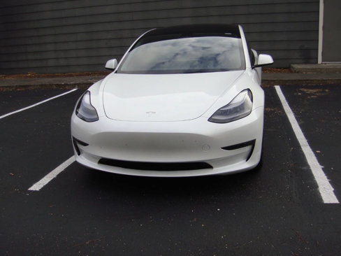 Used 2023 Tesla Model 3 Standard Range image 3