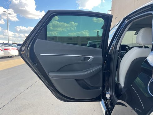Certified 2021 Hyundai Sonata Limited image 12