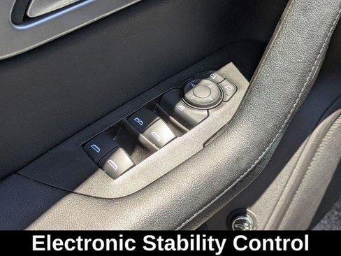 Used 2019 Chevrolet Blazer LT image 19