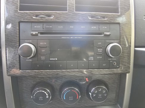 Used 2012 Jeep Liberty Limited image 25