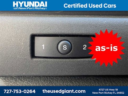 Used 2012 Jeep Liberty Arctic image 22