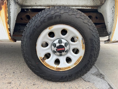 Used 2013 GMC Sierra 1500 W/T image 9