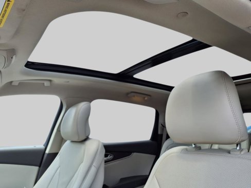 Used 2019 Lincoln Nautilus Reserve image 11