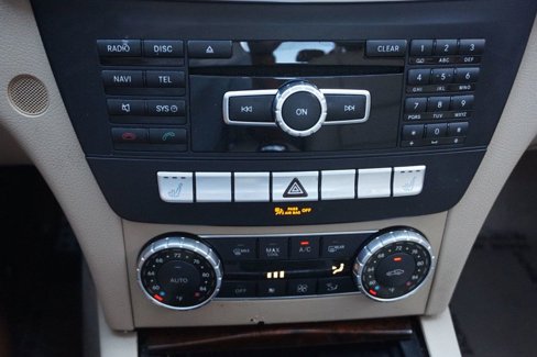 Used 2013 Mercedes-Benz C 250 Sedan w/ Premium 1 Pkg image 30