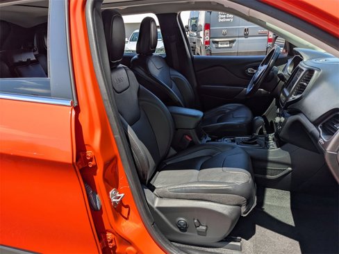 Certified 2021 Jeep Cherokee Latitude Lux w/ Sun & Sound Group image 25