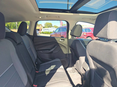 Used 2015 Ford Escape SE image 33