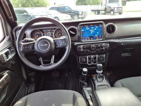 Used 2023 Jeep Gladiator Sport image 18