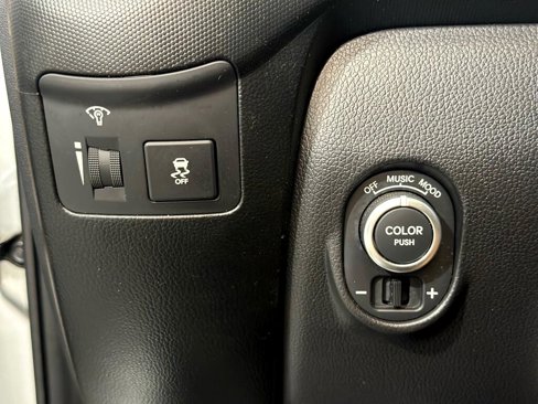 Used 2013 Kia Soul + w/ Audio Pkg image 28