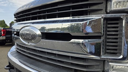 Used 2017 Ford F250 XL w/ STX Appearance Package image 9