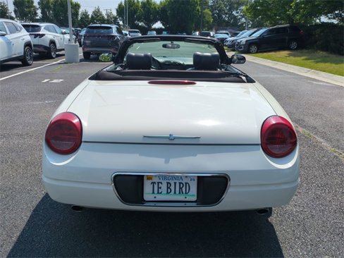 Used 2002 Ford Thunderbird image 5
