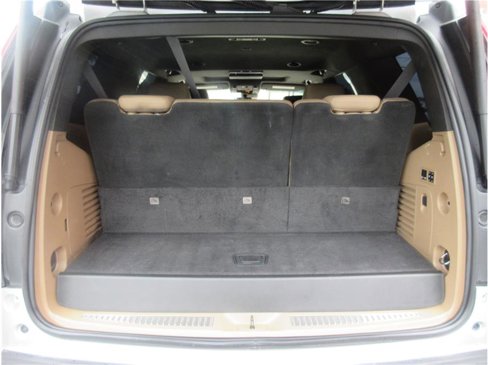 Used 2018 Cadillac Escalade Platinum image 36