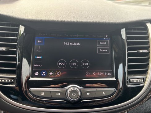 Used 2020 Chevrolet Trax LT image 28