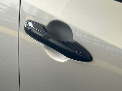 Used 2021 Toyota Corolla SE image 18