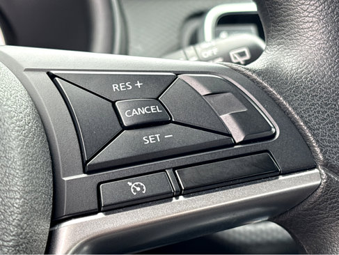 Certified 2021 Nissan Kicks S image 13