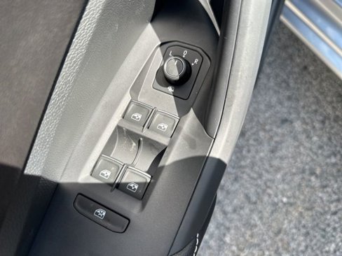 New 2025 Volkswagen Jetta S image 11