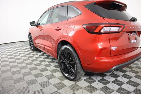 Certified 2023 Ford Escape ST-Line Elite image 23