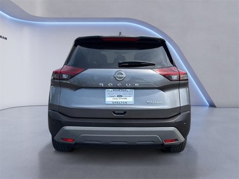 Used 2023 Nissan Rogue SV image 5