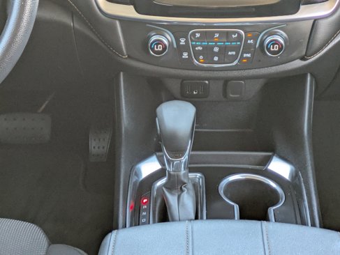 Used 2021 Chevrolet Traverse LS image 21