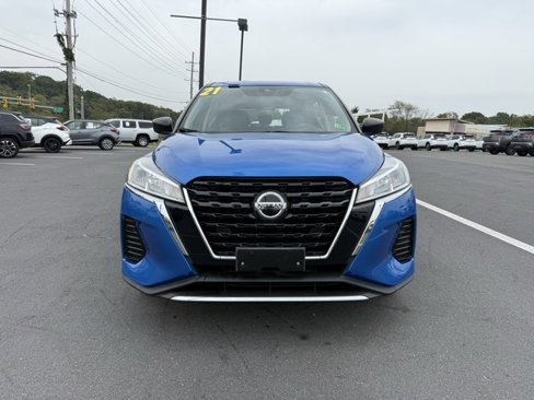Certified 2021 Nissan Kicks S image 3