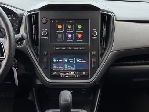 Used 2024 Subaru Crosstrek 2.0i image 17