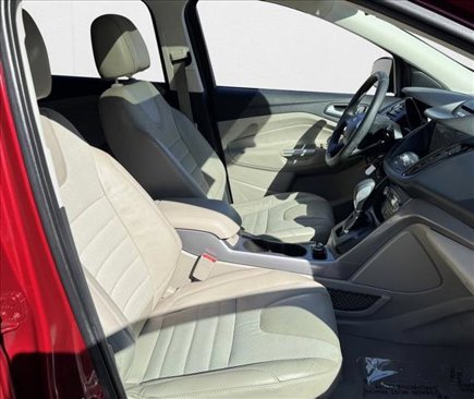 Used 2016 Ford Escape SE w/ SE Chrome Package image 19