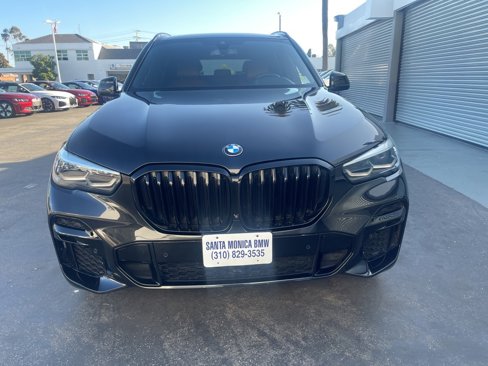 Used 2022 BMW X5 xDrive40i w/ M Sport Package image 2