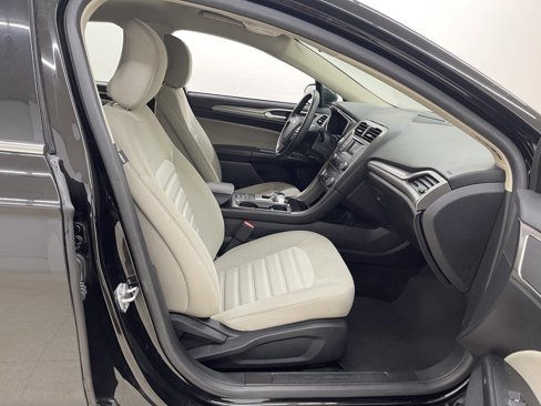 Used 2018 Ford Fusion S image 9