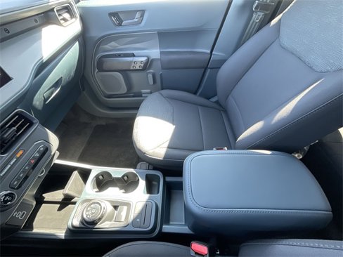 New 2025 Ford Maverick XL image 20