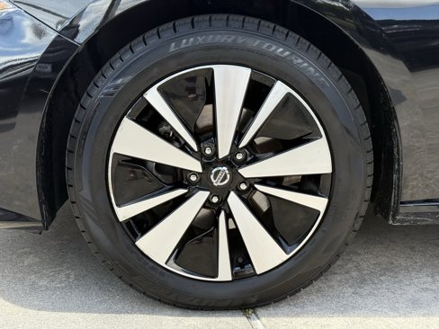 Used 2022 Nissan Altima 2.5 SV image 13