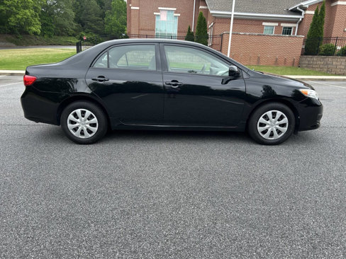 Used 2010 Toyota Corolla image 12