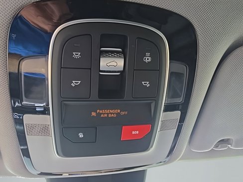 Used 2023 Hyundai Santa Fe SEL w/ Premium Package image 35
