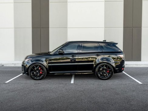 Used 2022 Land Rover Range Rover Sport SVR image 30