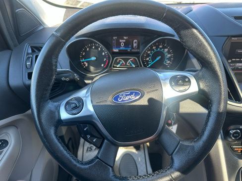 Used 2015 Ford Escape SE w/ Equipment Group 201A image 17