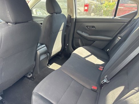 Used 2024 Nissan Sentra S image 7