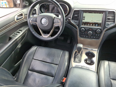 Used 2016 Jeep Grand Cherokee Overland image 14