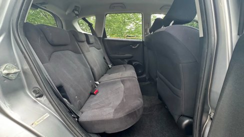 Used 2010 Honda Fit Sport image 25