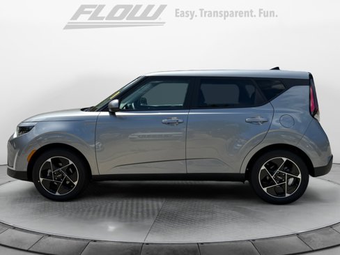 Used 2025 Kia Soul EX image 5