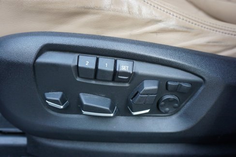 Used 2015 BMW X5 M image 14